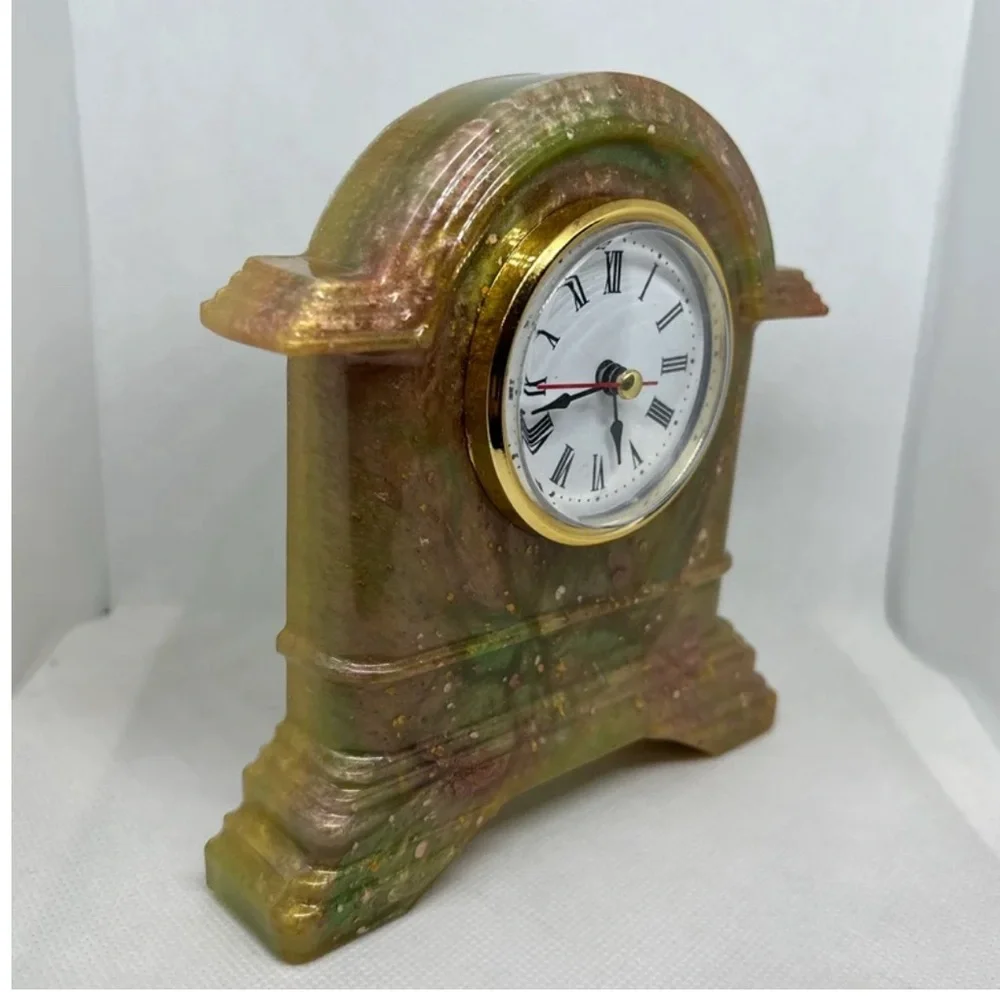 Resin Clock - Picture 3 of 6